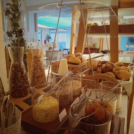 Goethe Schwarzwald Boutiquehotel ホテル シュタウフェン・イム・ブライスガウ